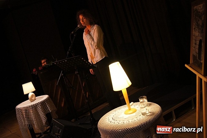 Zdjęcie w galerii na portalu naszraciborz.pl: Iris Munos wystąpiła w RCK wiadomości z regionu