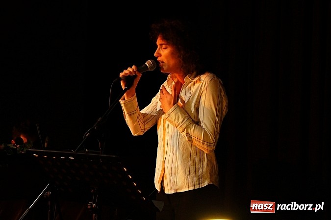 Zdjęcie w galerii na portalu naszraciborz.pl: Iris Munos wystąpiła w RCK wiadomości z regionu