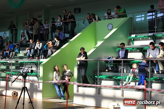 Zdjęcie w galerii na portalu naszraciborz.pl: 140 zawodników na Mistrzostwach Polski w Speed Stacks w Raciborzu wiadomości z regionu