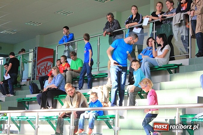 Zdjęcie w galerii na portalu naszraciborz.pl: 140 zawodników na Mistrzostwach Polski w Speed Stacks w Raciborzu wiadomości z regionu