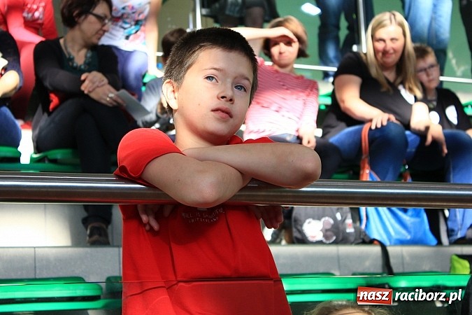 Zdjęcie w galerii na portalu naszraciborz.pl: 140 zawodników na Mistrzostwach Polski w Speed Stacks w Raciborzu wiadomości z regionu