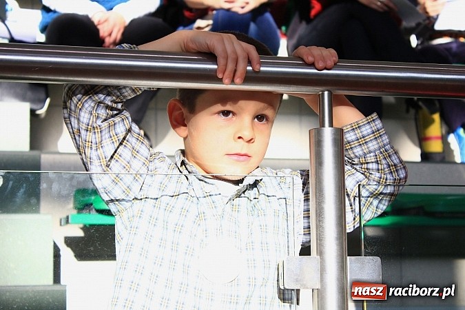 Zdjęcie w galerii na portalu naszraciborz.pl: 140 zawodników na Mistrzostwach Polski w Speed Stacks w Raciborzu wiadomości z regionu