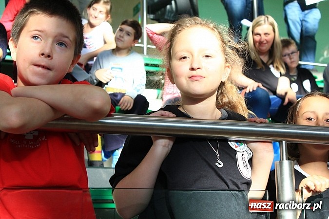 Zdjęcie w galerii na portalu naszraciborz.pl: 140 zawodników na Mistrzostwach Polski w Speed Stacks w Raciborzu wiadomości z regionu