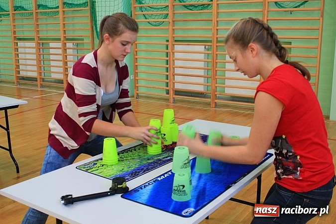 Zdjęcie w galerii na portalu naszraciborz.pl: 140 zawodników na Mistrzostwach Polski w Speed Stacks w Raciborzu wiadomości z regionu