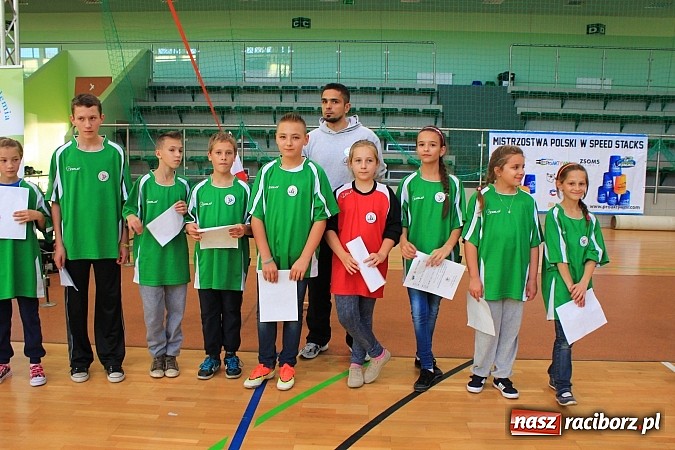 Zdjęcie w galerii na portalu naszraciborz.pl: 140 zawodników na Mistrzostwach Polski w Speed Stacks w Raciborzu wiadomości z regionu