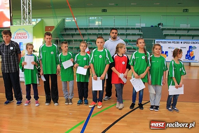 Zdjęcie w galerii na portalu naszraciborz.pl: 140 zawodników na Mistrzostwach Polski w Speed Stacks w Raciborzu wiadomości z regionu