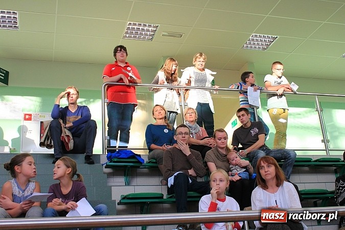 Zdjęcie w galerii na portalu naszraciborz.pl: 140 zawodników na Mistrzostwach Polski w Speed Stacks w Raciborzu wiadomości z regionu