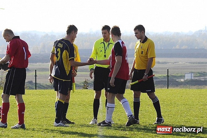 Zdjęcie w galerii na portalu naszraciborz.pl: Maciej Pawlisz zapewnił zwycięstwo Brzeziu wiadomości z regionu