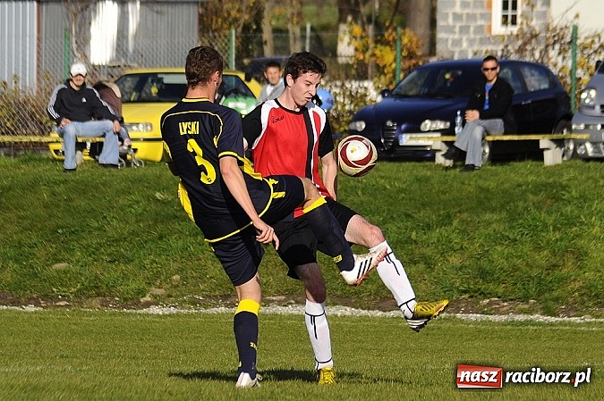 Zdjęcie w galerii na portalu naszraciborz.pl: Maciej Pawlisz zapewnił zwycięstwo Brzeziu wiadomości z regionu