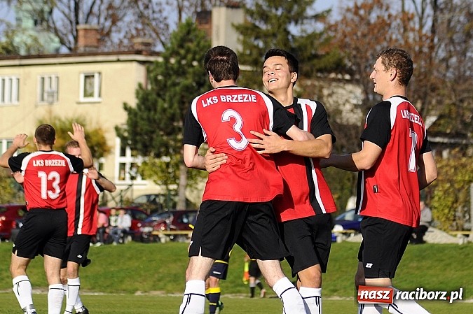 Zdjęcie w galerii na portalu naszraciborz.pl: Maciej Pawlisz zapewnił zwycięstwo Brzeziu wiadomości z regionu