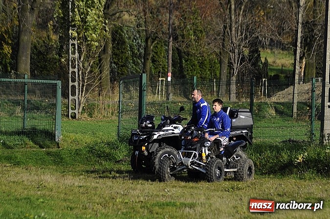 Zdjęcie w galerii na portalu naszraciborz.pl: Maciej Pawlisz zapewnił zwycięstwo Brzeziu wiadomości z regionu
