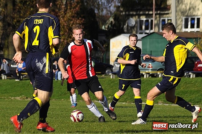 Zdjęcie w galerii na portalu naszraciborz.pl: Maciej Pawlisz zapewnił zwycięstwo Brzeziu wiadomości z regionu