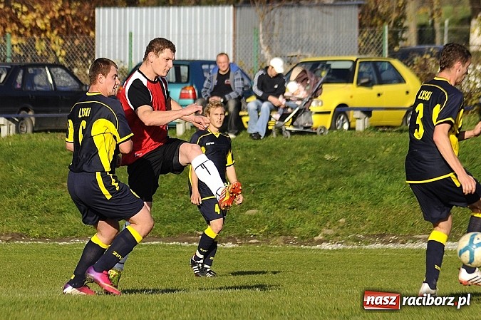 Zdjęcie w galerii na portalu naszraciborz.pl: Maciej Pawlisz zapewnił zwycięstwo Brzeziu wiadomości z regionu