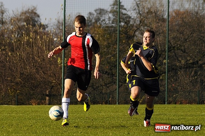 Zdjęcie w galerii na portalu naszraciborz.pl: Maciej Pawlisz zapewnił zwycięstwo Brzeziu wiadomości z regionu
