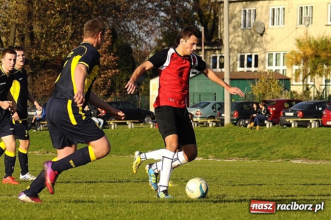 Zdjęcie w galerii na portalu naszraciborz.pl: Maciej Pawlisz zapewnił zwycięstwo Brzeziu wiadomości z regionu