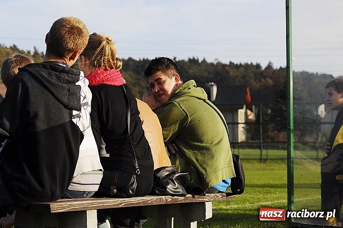 Zdjęcie w galerii na portalu naszraciborz.pl: Maciej Pawlisz zapewnił zwycięstwo Brzeziu wiadomości z regionu