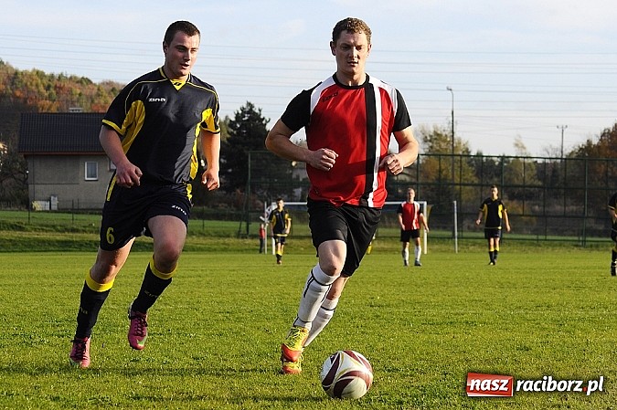 Zdjęcie w galerii na portalu naszraciborz.pl: Maciej Pawlisz zapewnił zwycięstwo Brzeziu wiadomości z regionu
