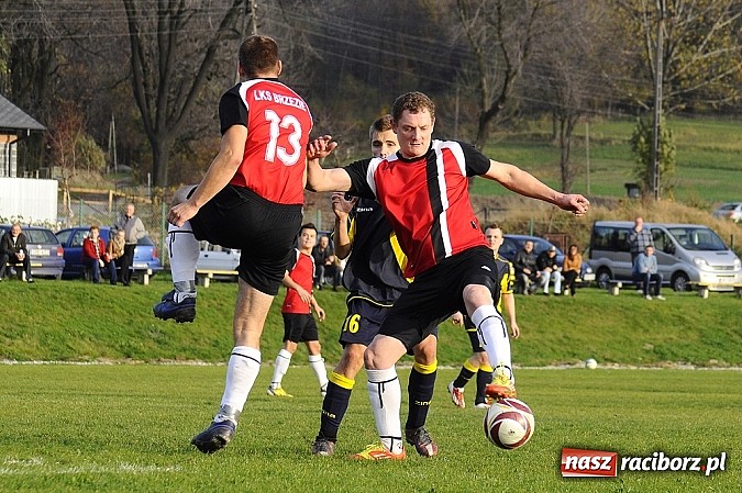 Zdjęcie w galerii na portalu naszraciborz.pl: Maciej Pawlisz zapewnił zwycięstwo Brzeziu wiadomości z regionu