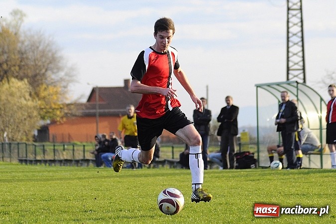 Zdjęcie w galerii na portalu naszraciborz.pl: Maciej Pawlisz zapewnił zwycięstwo Brzeziu wiadomości z regionu