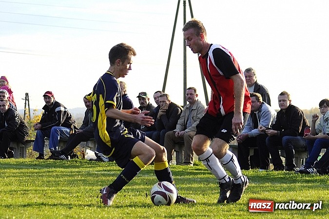Zdjęcie w galerii na portalu naszraciborz.pl: Maciej Pawlisz zapewnił zwycięstwo Brzeziu wiadomości z regionu