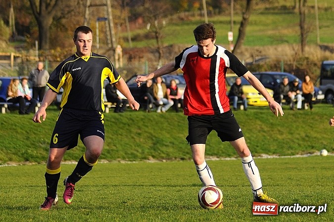 Zdjęcie w galerii na portalu naszraciborz.pl: Maciej Pawlisz zapewnił zwycięstwo Brzeziu wiadomości z regionu