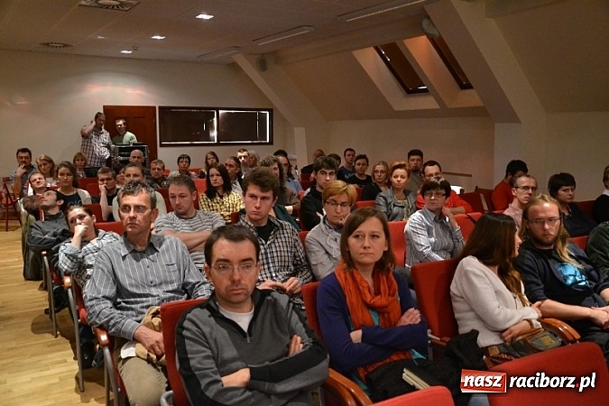 Zdjęcie w galerii na portalu naszraciborz.pl: X Festiwal Podróżniczy Wiatraki 2013 zakończony wiadomości z regionu