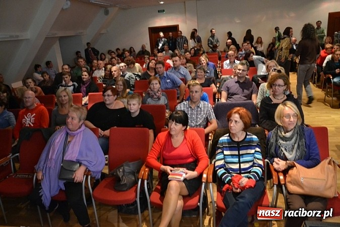 Zdjęcie w galerii na portalu naszraciborz.pl: X Festiwal Podróżniczy Wiatraki 2013 zakończony wiadomości z regionu