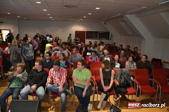 Zdjęcie w galerii na portalu naszraciborz.pl: X Festiwal Podróżniczy Wiatraki 2013 zakończony wiadomości z regionu