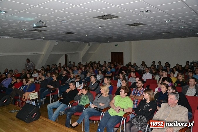 Zdjęcie w galerii na portalu naszraciborz.pl: X Festiwal Podróżniczy Wiatraki 2013 zakończony wiadomości z regionu