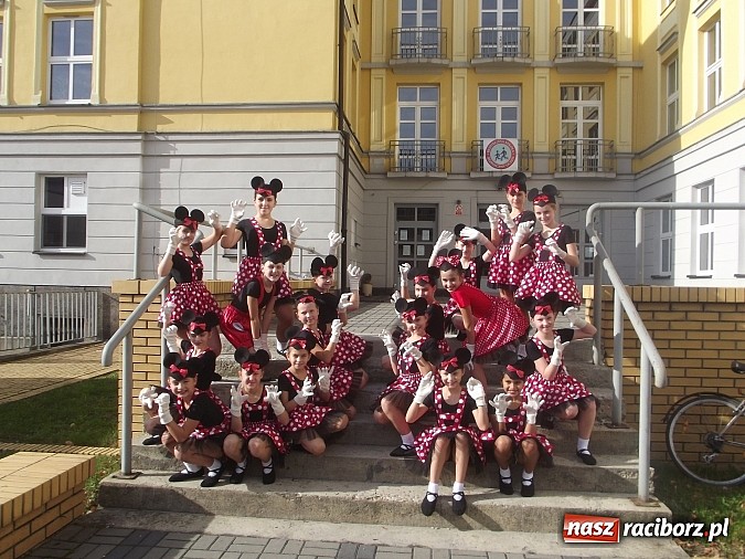 Zdjęcie w galerii na portalu naszraciborz.pl: Arabeski z Zawady Książęcej z sukcesem w Pyskowicach wiadomości z regionu