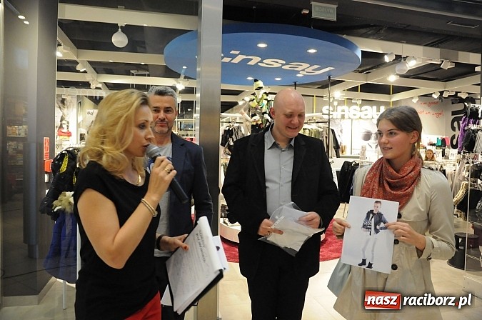 Zdjęcie w galerii na portalu naszraciborz.pl: Konkurs na najlepszą stylizację Galerii Młyńskiej i salonu Sinsay. Wręczono nagrody wiadomości z regionu