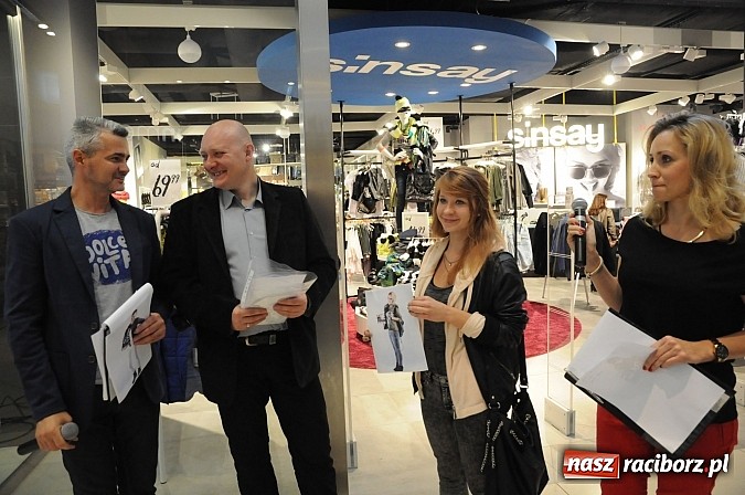 Zdjęcie w galerii na portalu naszraciborz.pl: Konkurs na najlepszą stylizację Galerii Młyńskiej i salonu Sinsay. Wręczono nagrody wiadomości z regionu