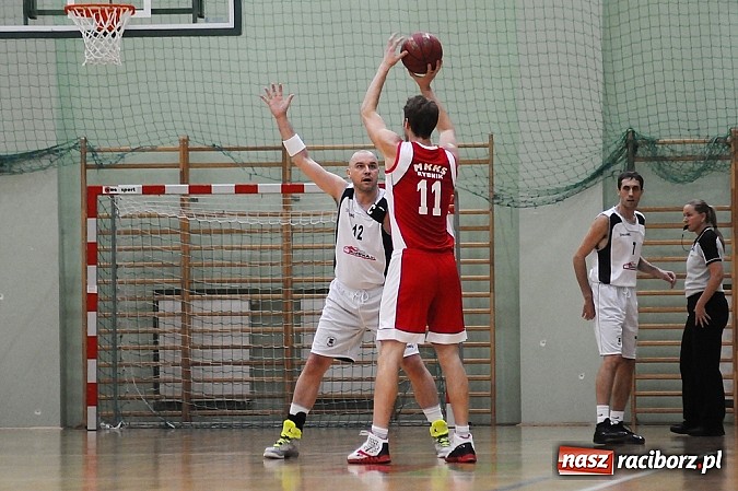 Zdjęcie w galerii na portalu naszraciborz.pl: Ofensywa uległa MKKS Rybnik wiadomości z regionu