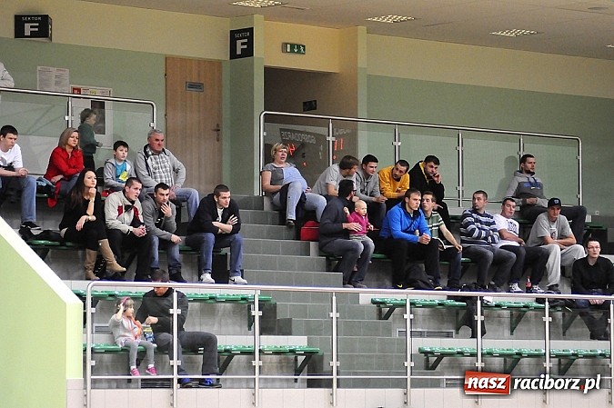 Zdjęcie w galerii na portalu naszraciborz.pl: Ofensywa uległa MKKS Rybnik wiadomości z regionu