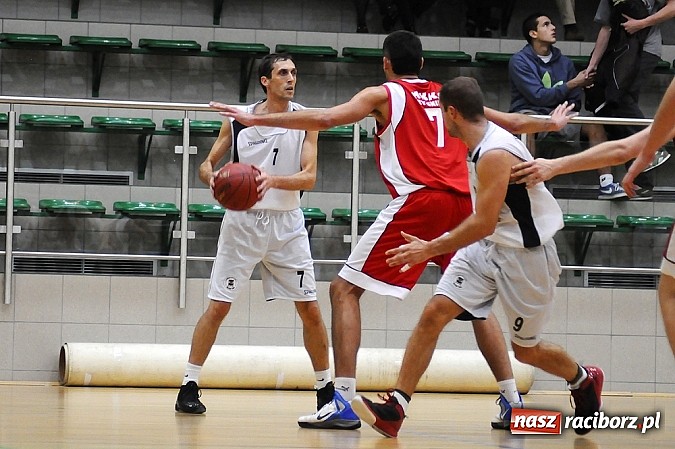 Zdjęcie w galerii na portalu naszraciborz.pl: Ofensywa uległa MKKS Rybnik wiadomości z regionu