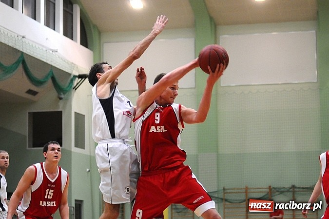Zdjęcie w galerii na portalu naszraciborz.pl: Ofensywa uległa MKKS Rybnik wiadomości z regionu