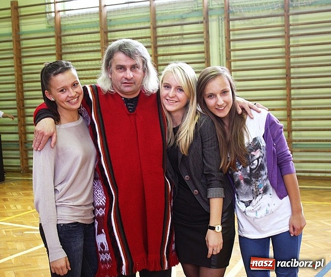 Zdjęcie w galerii na portalu naszraciborz.pl: Ojciec misjonarz odwiedził rodzinne strony wiadomości z regionu