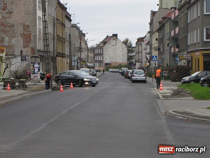 Zdjęcie w galerii na portalu naszraciborz.pl: Jak wygląda remont Rudzkiej i Przejazdowej wiadomości z regionu