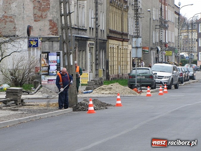 Zdjęcie w galerii na portalu naszraciborz.pl: Jak wygląda remont Rudzkiej i Przejazdowej wiadomości z regionu