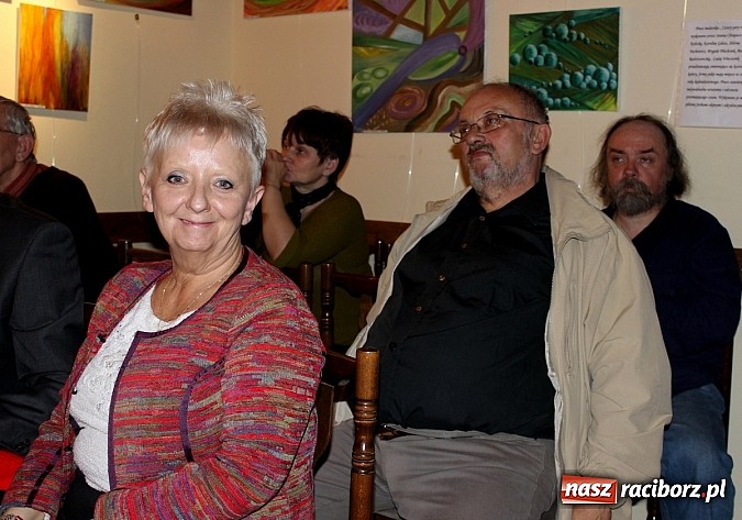 Zdjęcie w galerii na portalu naszraciborz.pl: Morela - wieczór z filmem Gadachika w TMZR wiadomości z regionu