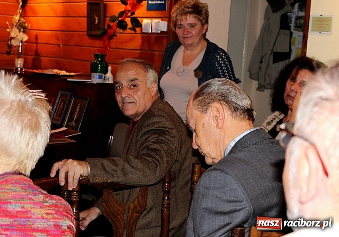 Zdjęcie w galerii na portalu naszraciborz.pl: Morela - wieczór z filmem Gadachika w TMZR wiadomości z regionu