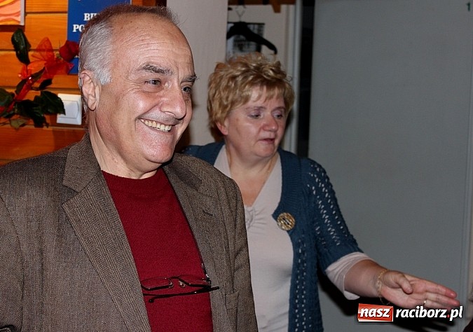 Zdjęcie w galerii na portalu naszraciborz.pl: Morela - wieczór z filmem Gadachika w TMZR wiadomości z regionu