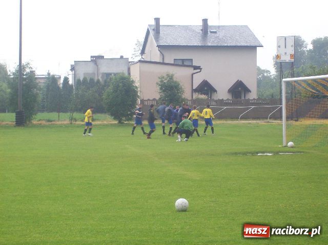 Zdjęcie w galerii na portalu naszraciborz.pl: Derby powiatu dla Krzyżanowic wiadomości z regionu