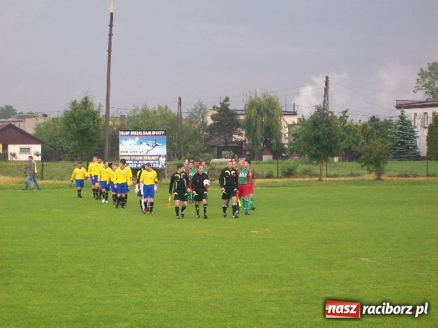 Zdjęcie w galerii na portalu naszraciborz.pl: Derby powiatu dla Krzyżanowic wiadomości z regionu