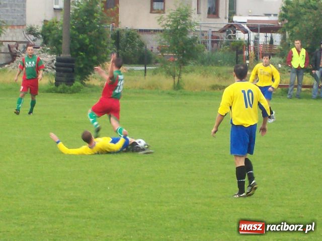 Zdjęcie w galerii na portalu naszraciborz.pl: Derby powiatu dla Krzyżanowic wiadomości z regionu