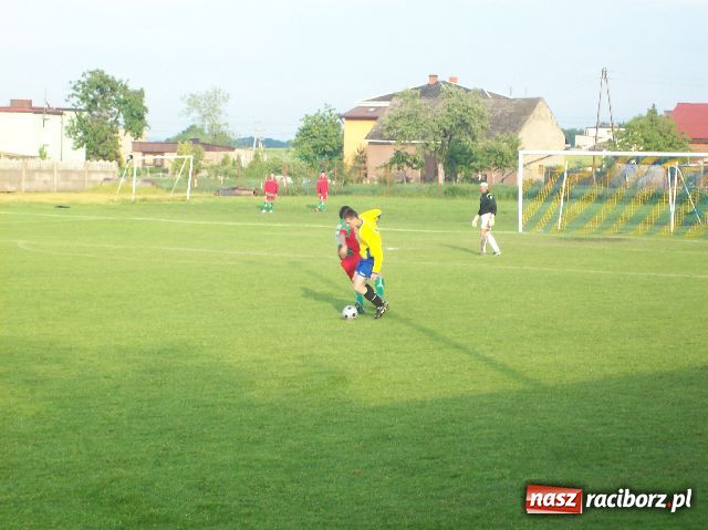 Zdjęcie w galerii na portalu naszraciborz.pl: Derby powiatu dla Krzyżanowic wiadomości z regionu