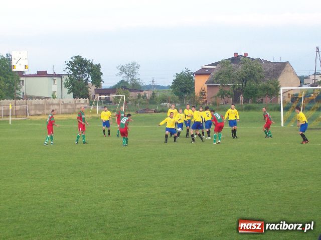 Zdjęcie w galerii na portalu naszraciborz.pl: Derby powiatu dla Krzyżanowic wiadomości z regionu