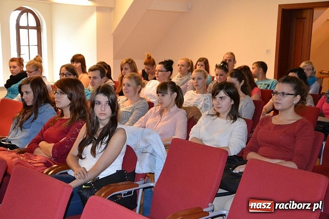 Zdjęcie w galerii na portalu naszraciborz.pl: Praca za granicą, Europass - szkolenia na Zamku wiadomości z regionu