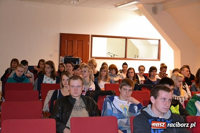 Zdjęcie w galerii na portalu naszraciborz.pl: Praca za granicą, Europass - szkolenia na Zamku wiadomości z regionu