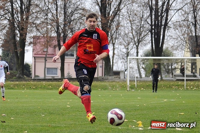 Zdjęcie w galerii na portalu naszraciborz.pl: Wielkie emocje i podział punktów w hicie kolejki wiadomości z regionu